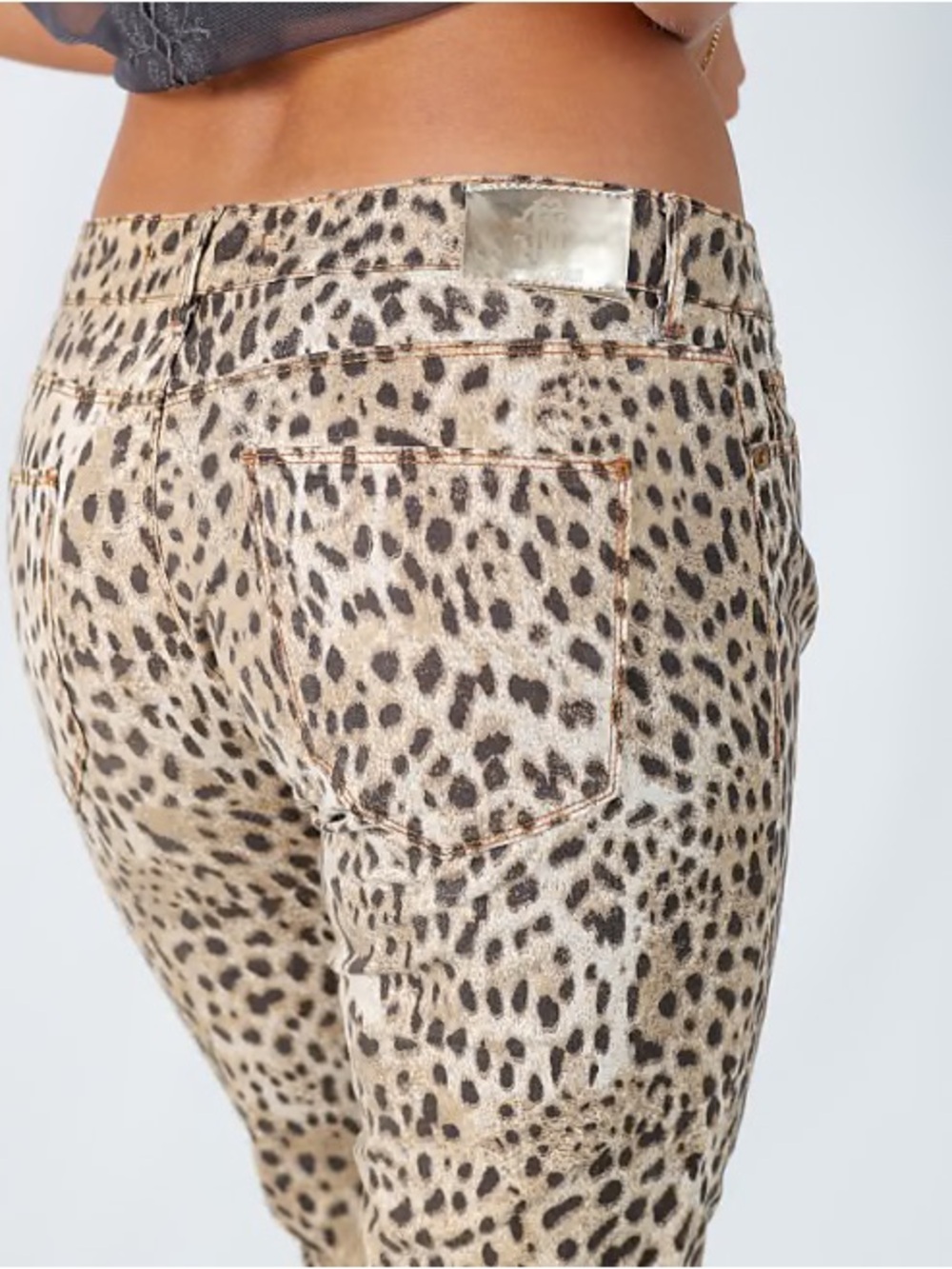 NWT!! Roberto Cavalli Jeans Skinny Fit 5-Pocket Leopard Print 42. Fits like XXS